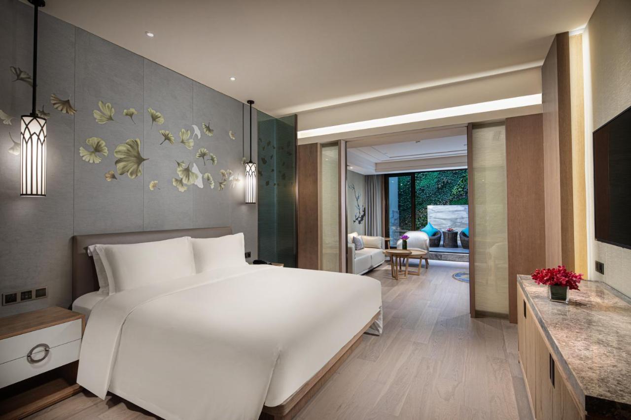 Crowne Plaza Shanghai Nanjing Road By Ihg Extérieur photo Deluxe Suite