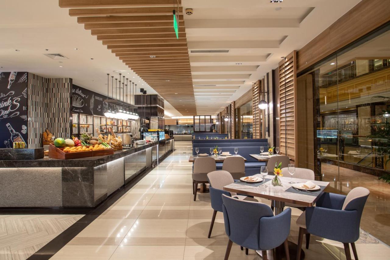 Crowne Plaza Shanghai Nanjing Road By Ihg Extérieur photo The restaurant